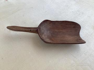 Sessola paletta in legno antica per farina