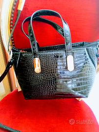 borsa Carpisa nera serpentata 