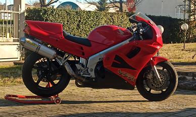 Honda VFR 750 F anno 1995