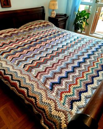coperta matrimoniale in lana realizzata a mano 