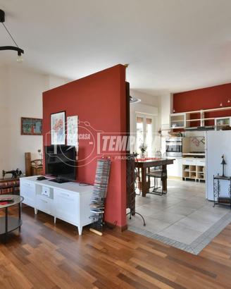 Tempocasa propone appartamento ristrutturato con c