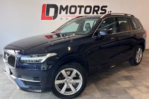 Volvo XC90 D5 AWD Geartronic 7 posti Momentum