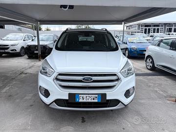 Ford Kuga 1.5 TDCI 120 CV S&S 2WD ST-Line Business