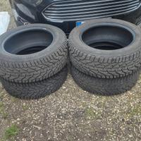 Gomme invernali 235/55 R17 103V