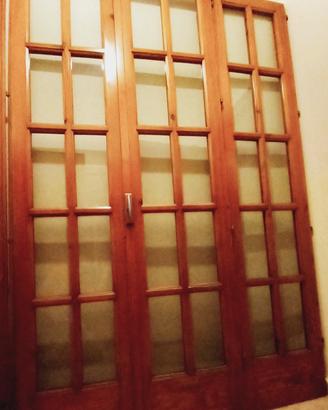 finestre a 3 ante in legno con vetro all'inglese 