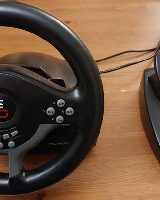 Volante con pedaliera