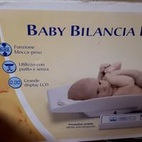 bilancia digitale neonato