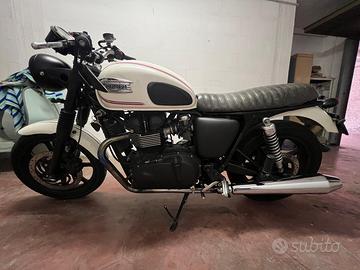 triumph bonneville se