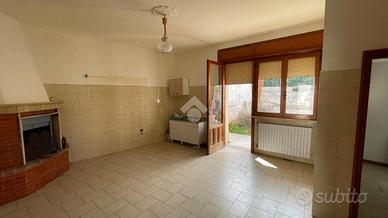 CASA INDIPENDENTE A RACALE