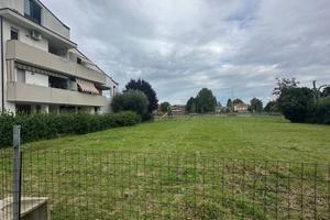 Terreno di 759 m² a Forlì