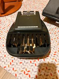 Stenografo, usato pochissimo 