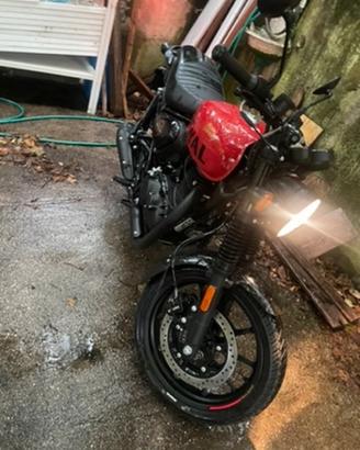Moto Royal hntr350