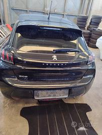 Peugeot 208 PER RICAMBI