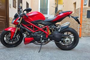 Streetfighter 848