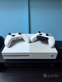 Xbox One S 500gb + 2 controller + Giochi