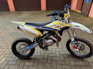 CVM Pitbike 110cc 4T (non KTM o Husqvarna)