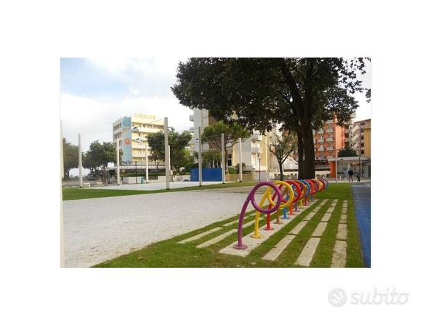 JESOLO LIDO - ZONA OVEST (PIAZZA NEMBER) - APPARTA