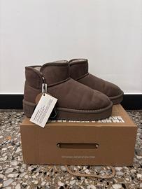 D.Franklin: Nordic Low Basic Taupe