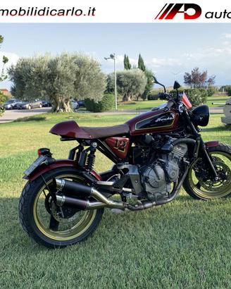 Honda Hornet 600 Cafe Racer