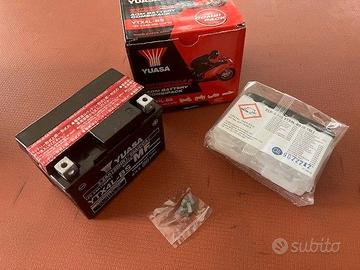 Batteria Yuasa YTX4L-BS
