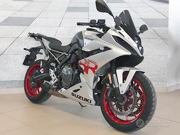 Suzuki GSX-8R