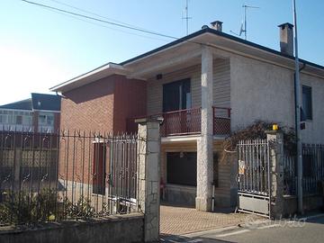 Villetta bifamiliare a Santena