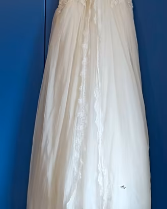 Abito da sposa sartoriale stile romantico vintage