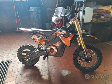 moto da cross elettrica