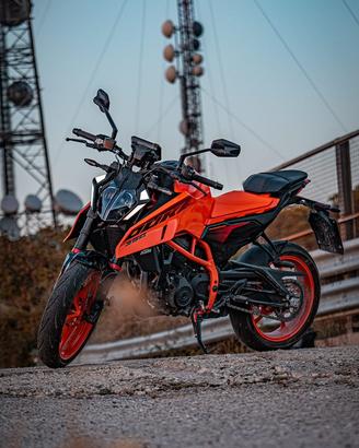 Ktm duke 390 condizioni da vetrina