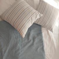 copriletto o coprivano in cotone con due cuscini