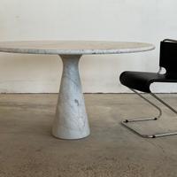 Iconico tavolo da pranzo M1 di Angelo Mangiarotti