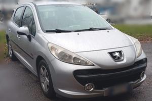 PEUGEOT 207  5 PORTE  GAS GPL 159.000 kilometri 