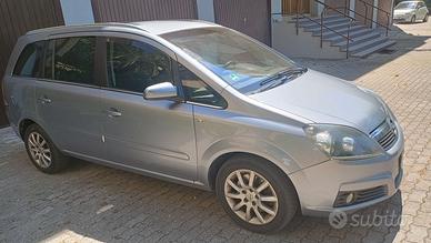 Opel Zafira ecoM cosmo Tagliandata Opel
