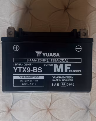 Batteria Moto YUASA YTX9-BS - Nuova Sigillata