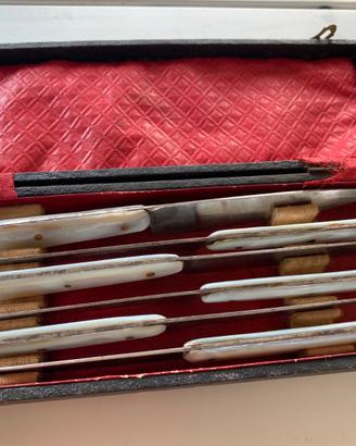 Set coltelli da collezione in madreperla 1890