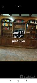 mobile salone con libreria 