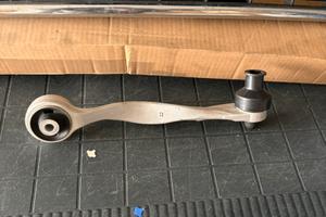 Braccio oscillante destro