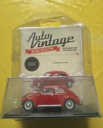 Auto vintage Deluxe Volkswagen Maggiolino 12