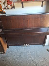 pianoforte  verticale PETROF  