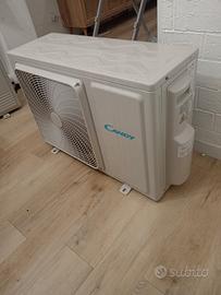 Climatizzatore fisso Candy dual split nuovo 