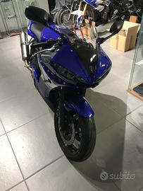 Yamaha YZF R6 - 2004