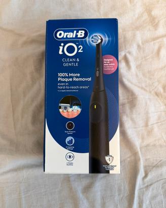 Spazzolino elettrico Oral-B iO2