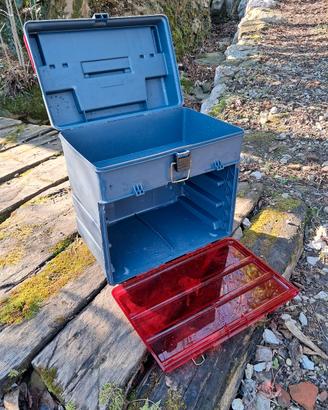 valigetta per atrezzatura da pesca