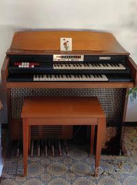 Organo elettronico Vintage anni 70 con panca 