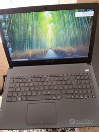 Notebook ASUS 15,6" - Windows 10 Pro | 149€