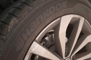 Hankook 215/55 r17