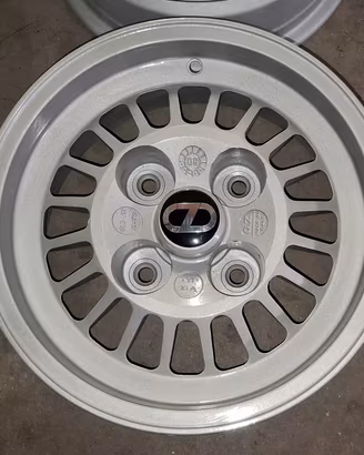 cerchi in lega oz 4x130 j6 lancia porsche vw