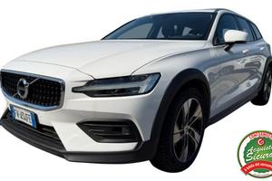 VOLVO V60 Cross Country D4 AWD Geartronic Pro