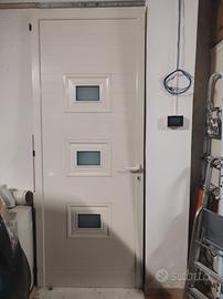 Porta da esterno  in alluminio