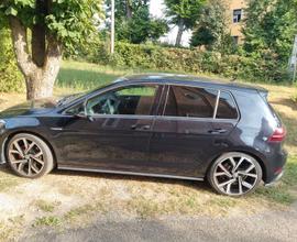 VOLKSWAGEN Golf 7ª serie - 2017